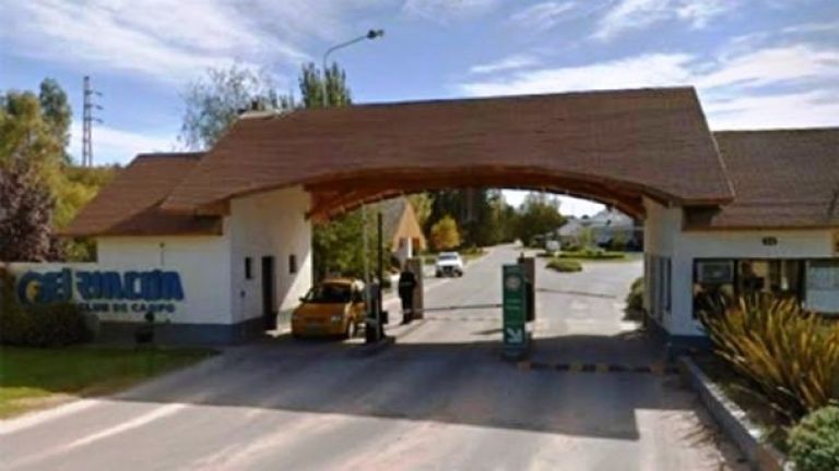 La Muni les toca el timbre a morosos top