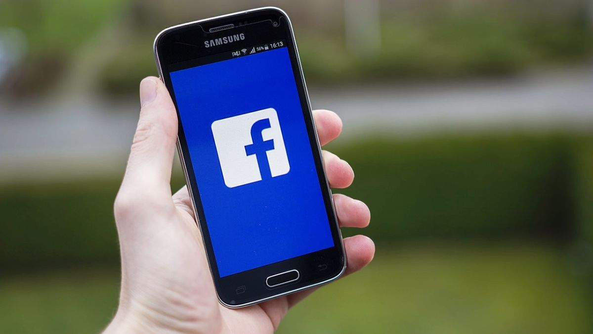 Ofendió en Facebook y recibió condena judicial
