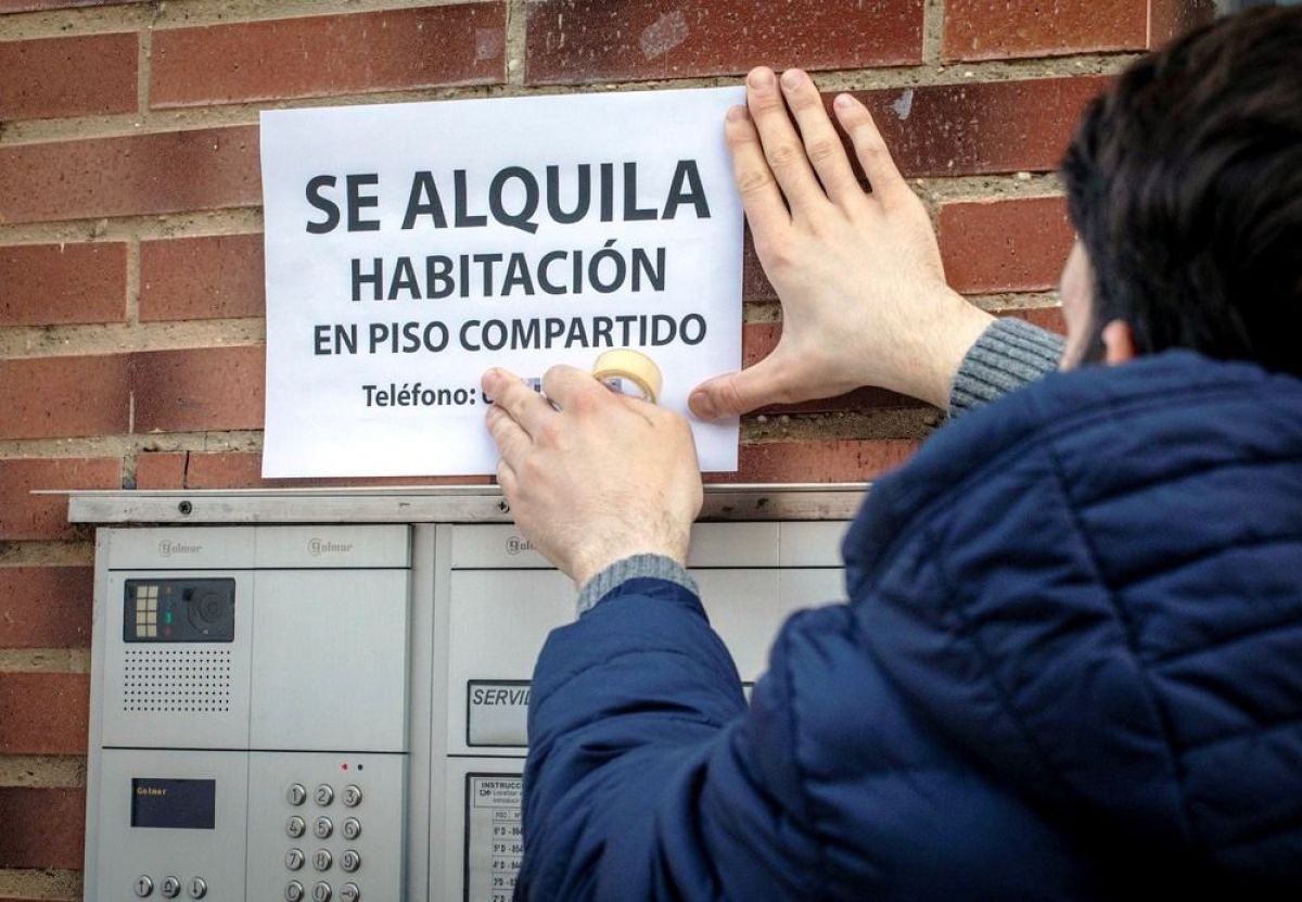 Inquilino se fue y dejó a su novia como “garantía”