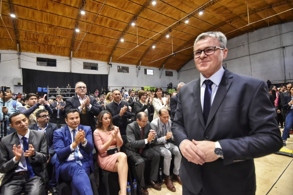 Plaza Huincul ya tiene nuevo intendente (hubo reproches)
