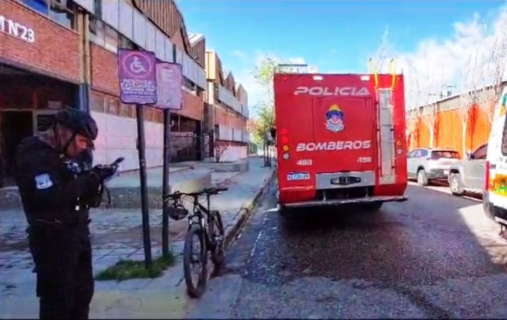 Susto por incendio intencional en una escuela