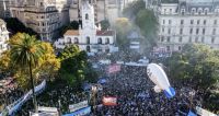 Universidades: la multitud desbordó Plaza de Mayo