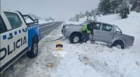 Rescataron a conductores que quedaron en la nieve
