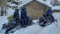 Las motos de nieve son grandes protagonistas en la asistencia
