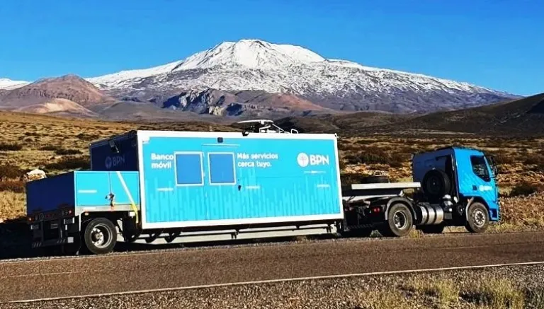 No es una isla, pero se desarrolla y genera empleo