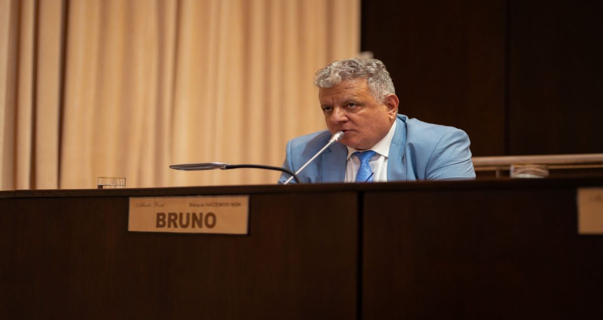 Proponen leyenda malvinera en vehículos oficiales