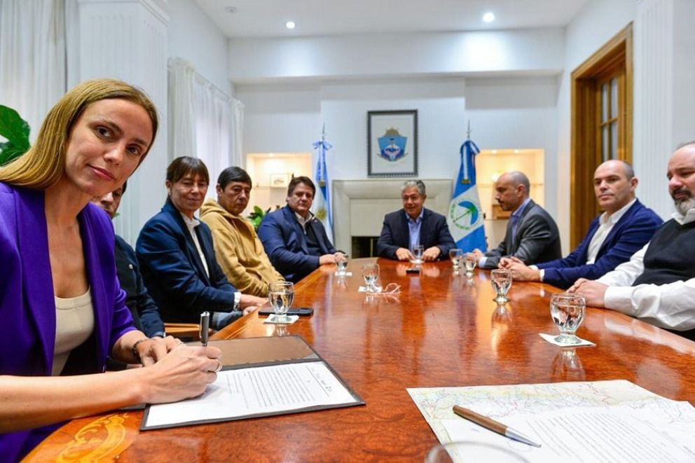 Neuquén construye y amplía rutas claves para su futuro