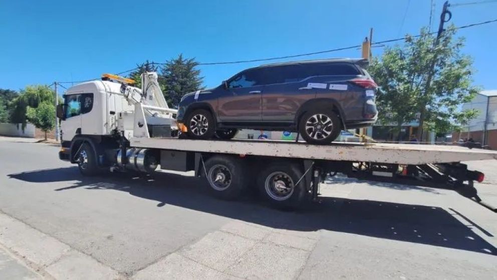 Ruiz pidió tiempo para explicar cómo compró la Toyota