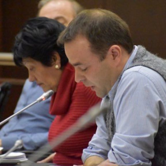 Demoraron a ex diputado neuquino: cruzó a Chile con proyectiles