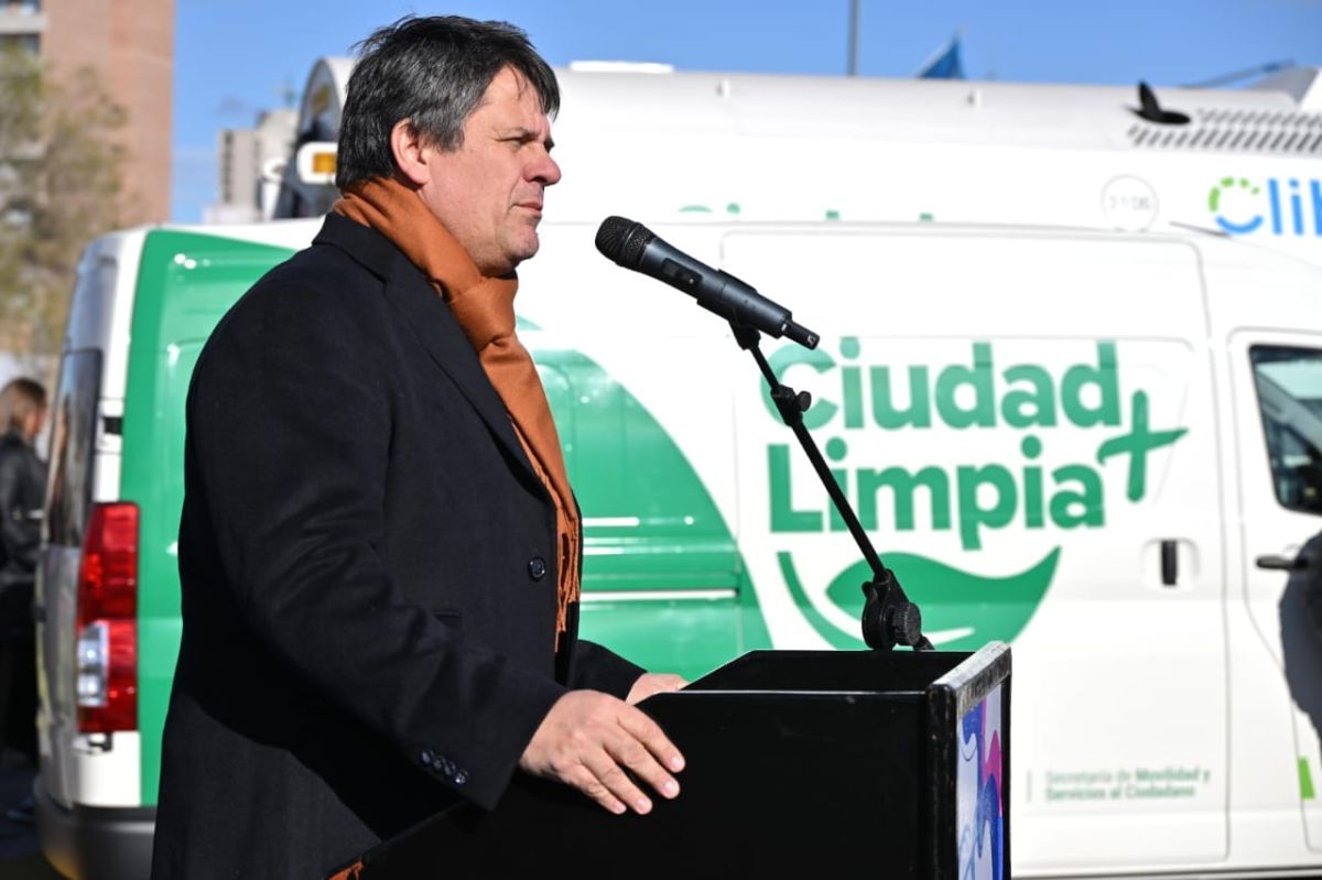 Neuquén también se moderniza en higiene urbana