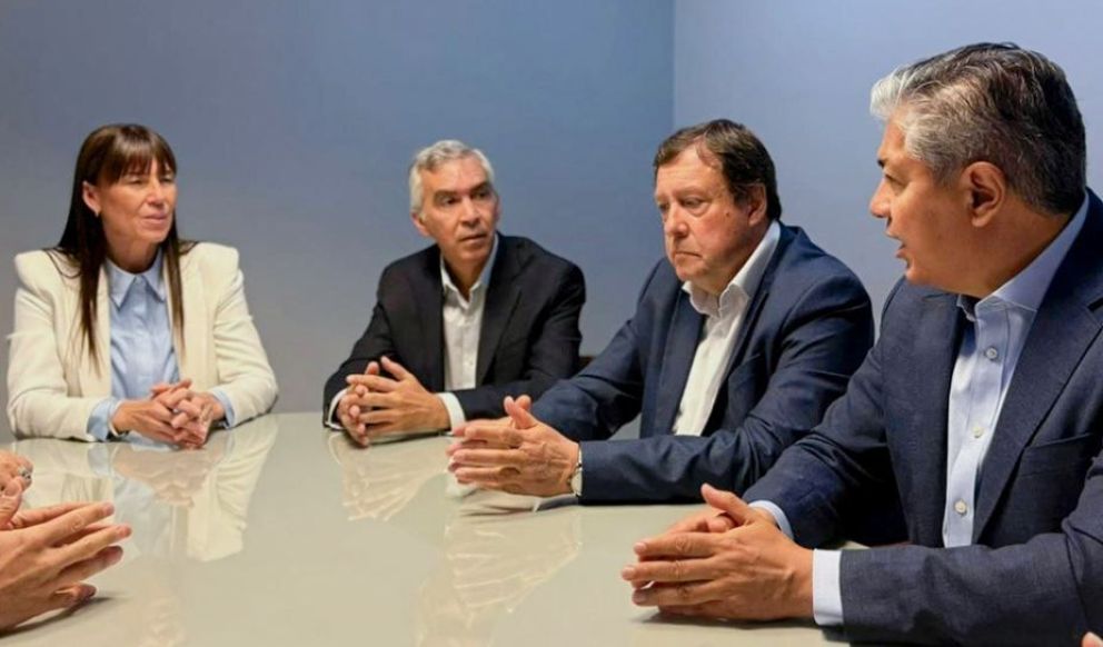 Figueroa y Weretilneck proyectan un bloque regional 