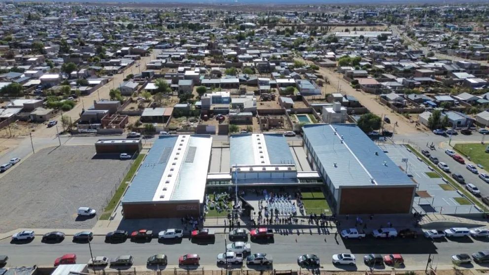 Neuquén mira al futuro, la izquierda se aferra al pasado