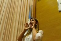 Frenaron el aumento que le habían dado a Gloria Ruiz