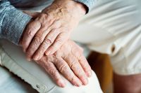 Fuerte incremento de aportes para adultos mayores