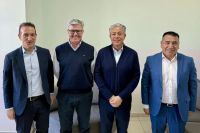 El proyecto de GNL avanza con respaldo político de la comarca petrolera