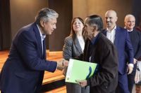 Neuquén Habita: entregaron escrituras a vecinos de distintos barrios de la capital