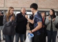 Figueroa recorrió obras junto con estudiantes