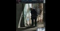 Le dijeron agarrá la pala, pero entendió mal y se la robó