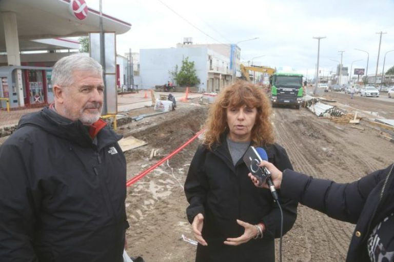 El clima no frena a la mega obra neuquina